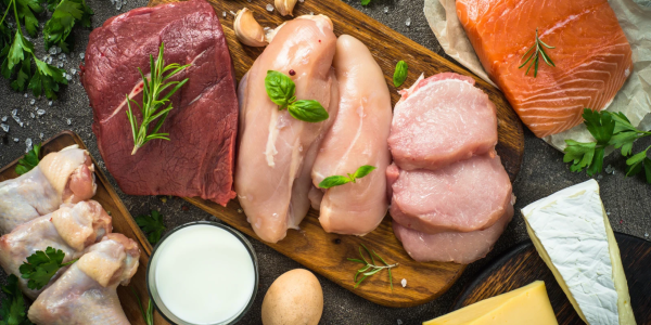 Carne e proteine: quante ce ne sono in 100 grammi, quella con più proteine e la tabella