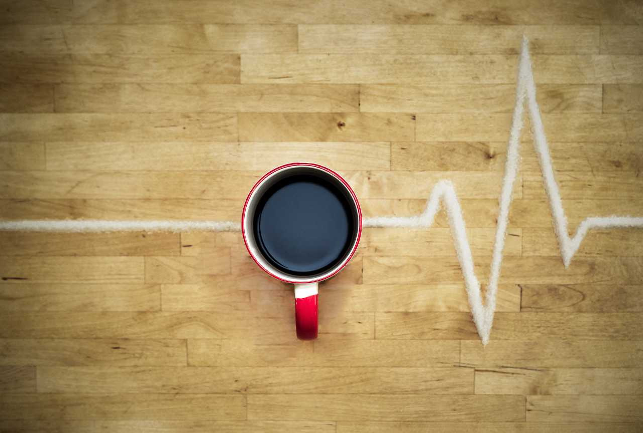 Effetti della caffeina: quando fa male e quanto dura l'effetto