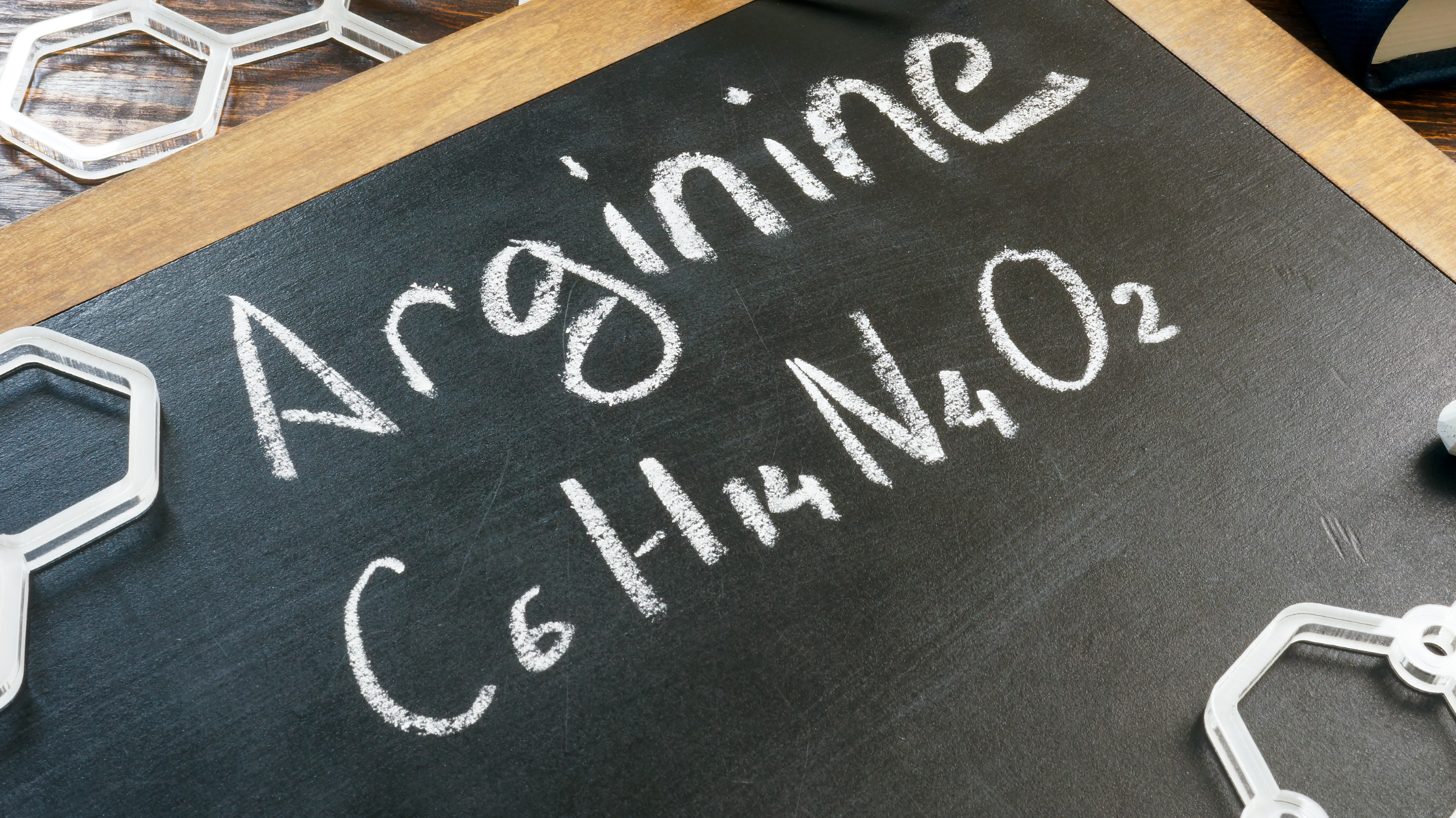 Arginina: a cosa serve, proprietà per uomo e donna e quando assumerla