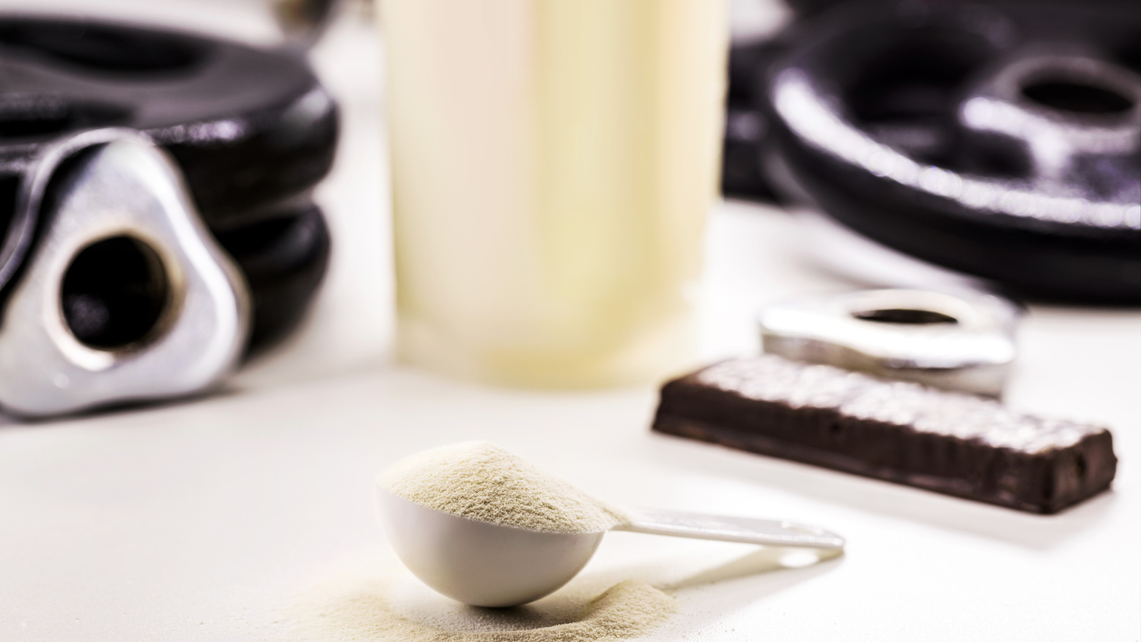 Cos'è la caseina? Dove si trova, alimenti senza ed effetti collaterali